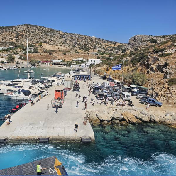 Σχοινούσα, Λιμάνι